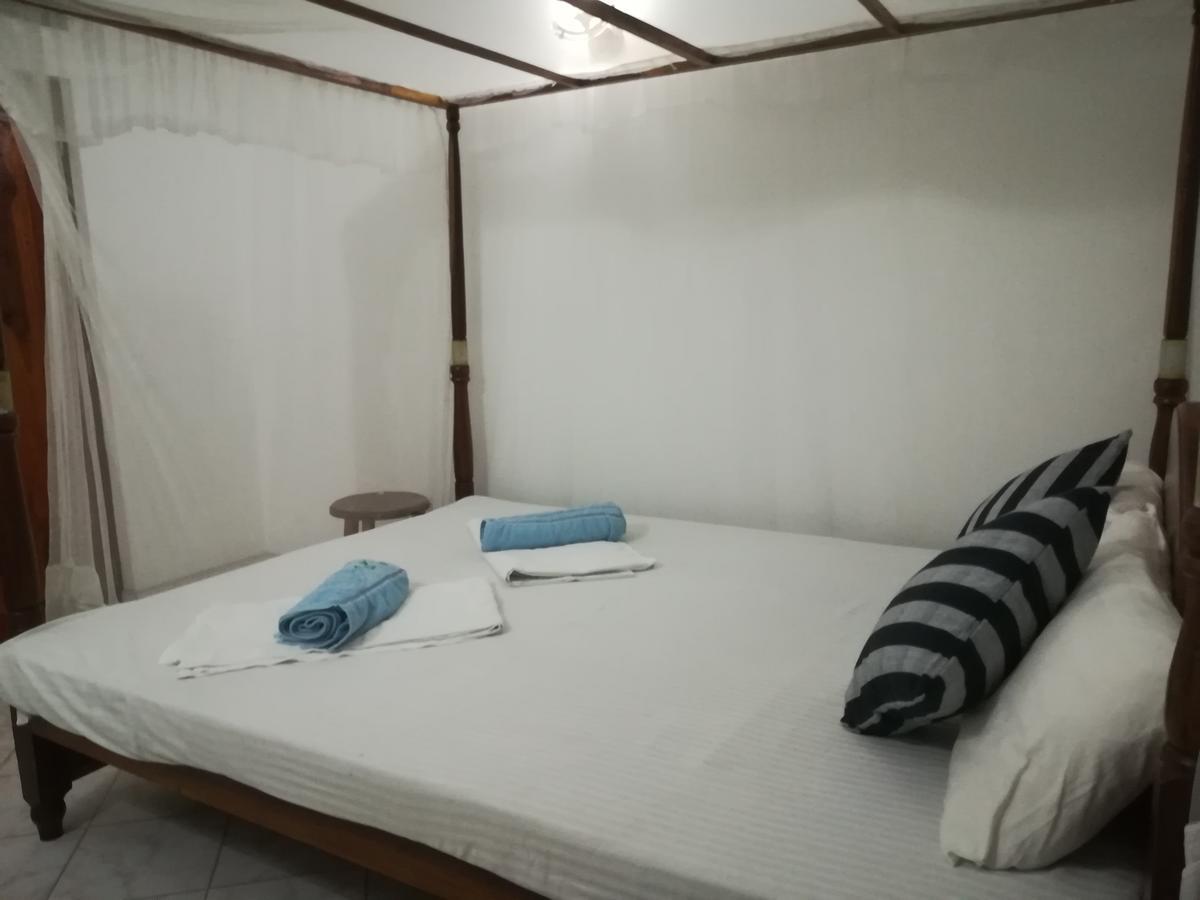 Hotel Sandara Tangalle Buitenkant foto