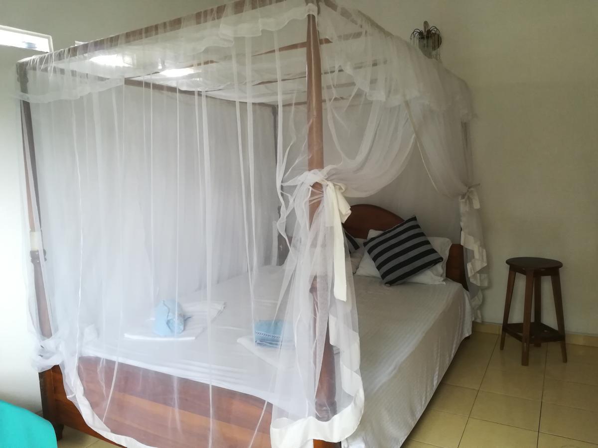 Hotel Sandara Tangalle Buitenkant foto